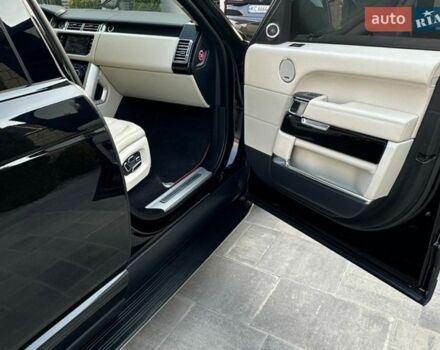 Чорний Ленд Ровер Рендж Ровер, об'ємом двигуна 5 л та пробігом 207 тис. км за 25900 $, фото 20 на Automoto.ua