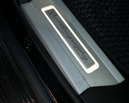 Чорний Ленд Ровер Рендж Ровер, об'ємом двигуна 5 л та пробігом 206 тис. км за 27800 $, фото 28 на Automoto.ua