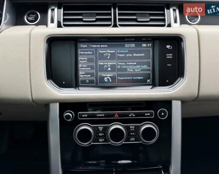 Черный Ленд Ровер Рендж Ровер, объемом двигателя 4.39 л и пробегом 200 тыс. км за 38900 $, фото 10 на Automoto.ua