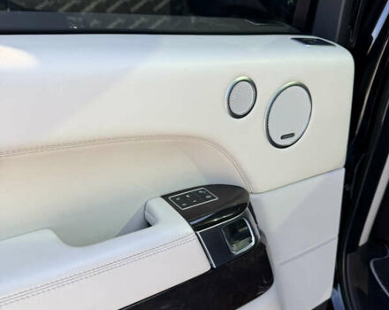 Черный Ленд Ровер Рендж Ровер, объемом двигателя 5 л и пробегом 102 тыс. км за 33500 $, фото 22 на Automoto.ua