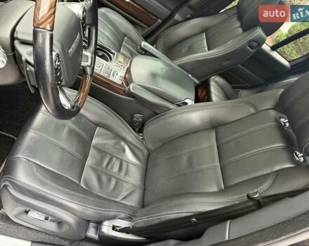 Чорний Ленд Ровер Рендж Ровер, об'ємом двигуна 5 л та пробігом 175 тис. км за 26950 $, фото 57 на Automoto.ua