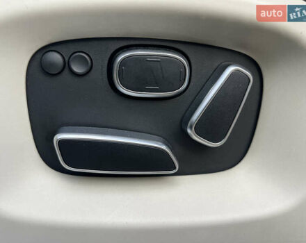 Чорний Ленд Ровер Рендж Ровер, об'ємом двигуна 4.37 л та пробігом 170 тис. км за 26900 $, фото 15 на Automoto.ua