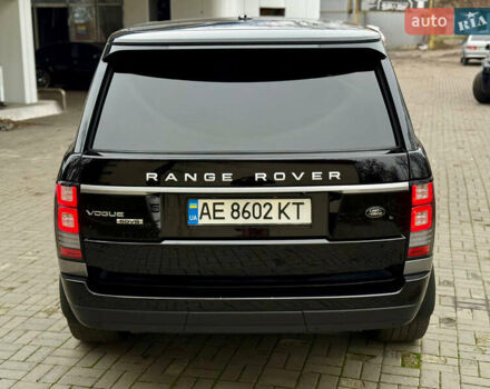 Чорний Ленд Ровер Рендж Ровер, об'ємом двигуна 4.4 л та пробігом 240 тис. км за 29500 $, фото 20 на Automoto.ua