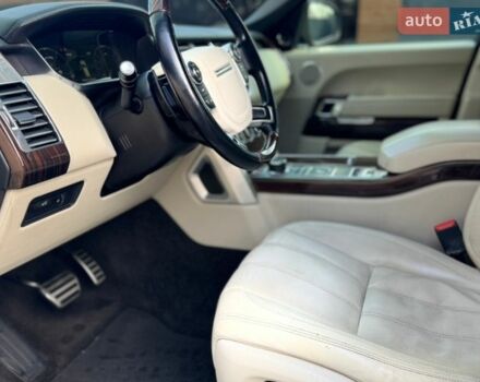 Чорний Ленд Ровер Рендж Ровер, об'ємом двигуна 5 л та пробігом 292 тис. км за 23500 $, фото 13 на Automoto.ua