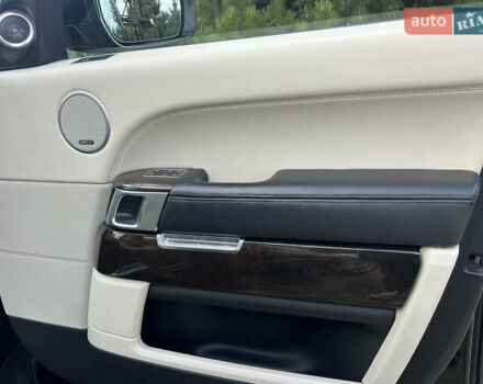 Чорний Ленд Ровер Рендж Ровер, об'ємом двигуна 4.37 л та пробігом 170 тис. км за 26500 $, фото 16 на Automoto.ua