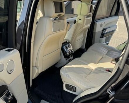 Чорний Ленд Ровер Рендж Ровер, об'ємом двигуна 5 л та пробігом 206 тис. км за 27900 $, фото 15 на Automoto.ua