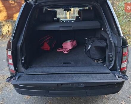 Черный Ленд Ровер Рендж Ровер, объемом двигателя 5 л и пробегом 137 тыс. км за 32000 $, фото 36 на Automoto.ua