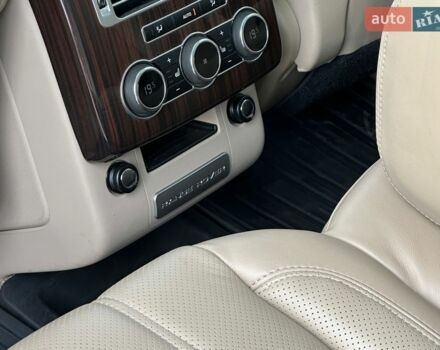 Черный Ленд Ровер Рендж Ровер, объемом двигателя 5 л и пробегом 52 тыс. км за 37800 $, фото 21 на Automoto.ua