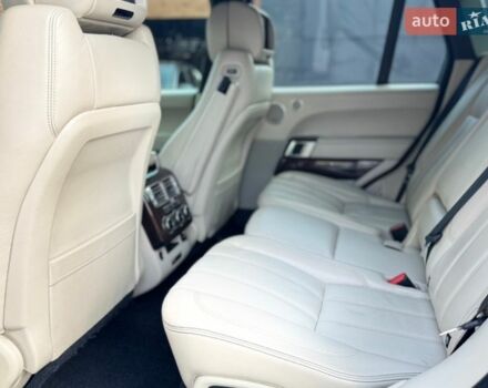 Чорний Ленд Ровер Рендж Ровер, об'ємом двигуна 5 л та пробігом 292 тис. км за 23500 $, фото 12 на Automoto.ua