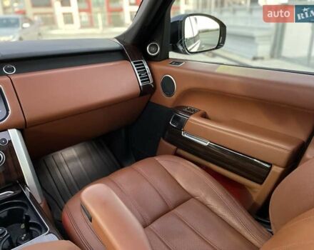 Чорний Ленд Ровер Рендж Ровер, об'ємом двигуна 5 л та пробігом 125 тис. км за 41000 $, фото 30 на Automoto.ua