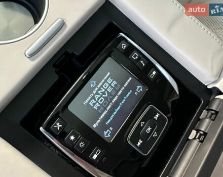 Чорний Ленд Ровер Рендж Ровер, об'ємом двигуна 5 л та пробігом 207 тис. км за 25900 $, фото 27 на Automoto.ua