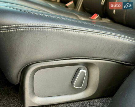 Черный Ленд Ровер Рендж Ровер, объемом двигателя 5 л и пробегом 240 тыс. км за 30900 $, фото 39 на Automoto.ua