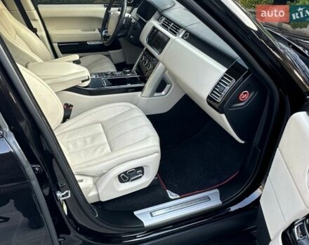 Чорний Ленд Ровер Рендж Ровер, об'ємом двигуна 5 л та пробігом 207 тис. км за 25900 $, фото 17 на Automoto.ua