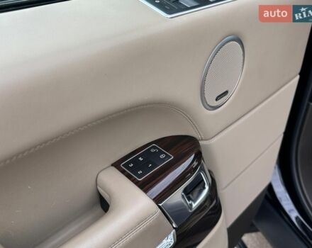 Черный Ленд Ровер Рендж Ровер, объемом двигателя 5 л и пробегом 52 тыс. км за 37800 $, фото 12 на Automoto.ua