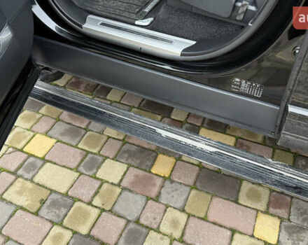 Черный Ленд Ровер Рендж Ровер, объемом двигателя 5 л и пробегом 150 тыс. км за 39800 $, фото 31 на Automoto.ua