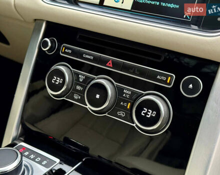 Чорний Ленд Ровер Рендж Ровер, об'ємом двигуна 4.4 л та пробігом 240 тис. км за 29500 $, фото 59 на Automoto.ua