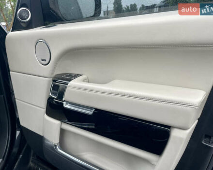 Чорний Ленд Ровер Рендж Ровер, об'ємом двигуна 5 л та пробігом 93 тис. км за 40000 $, фото 15 на Automoto.ua