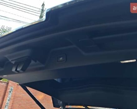 Черный Ленд Ровер Рендж Ровер, объемом двигателя 5 л и пробегом 137 тыс. км за 32000 $, фото 39 на Automoto.ua