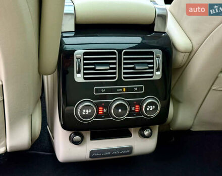 Чорний Ленд Ровер Рендж Ровер, об'ємом двигуна 4.4 л та пробігом 240 тис. км за 29500 $, фото 41 на Automoto.ua