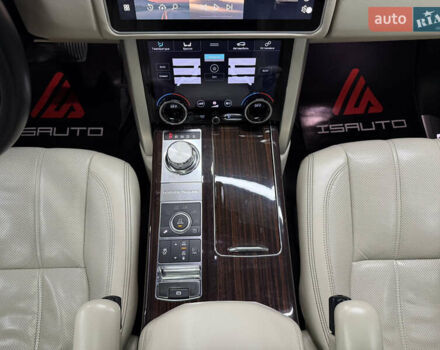 Черный Ленд Ровер Рендж Ровер, объемом двигателя 5 л и пробегом 177 тыс. км за 38900 $, фото 28 на Automoto.ua