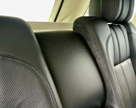 Чорний Ленд Ровер Рендж Ровер, об'ємом двигуна 5 л та пробігом 100 тис. км за 35000 $, фото 21 на Automoto.ua