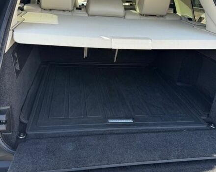 Чорний Ленд Ровер Рендж Ровер, об'ємом двигуна 5 л та пробігом 206 тис. км за 27900 $, фото 13 на Automoto.ua