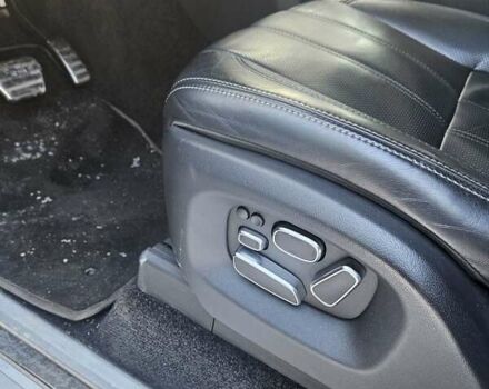 Черный Ленд Ровер Рендж Ровер, объемом двигателя 5 л и пробегом 186 тыс. км за 35000 $, фото 5 на Automoto.ua