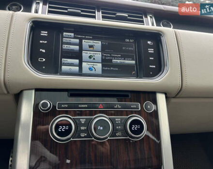 Чорний Ленд Ровер Рендж Ровер, об'ємом двигуна 5 л та пробігом 139 тис. км за 25900 $, фото 31 на Automoto.ua