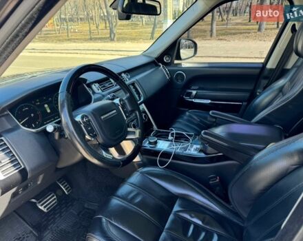 Чорний Ленд Ровер Рендж Ровер, об'ємом двигуна 4.37 л та пробігом 201 тис. км за 29500 $, фото 8 на Automoto.ua