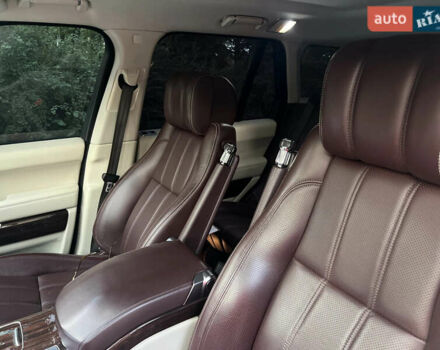 Чорний Ленд Ровер Рендж Ровер, об'ємом двигуна 4.37 л та пробігом 330 тис. км за 44900 $, фото 8 на Automoto.ua
