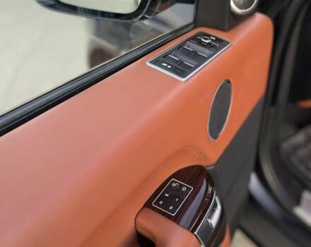 Чорний Ленд Ровер Рендж Ровер, об'ємом двигуна 5 л та пробігом 125 тис. км за 41000 $, фото 36 на Automoto.ua