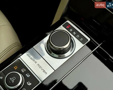 Чорний Ленд Ровер Рендж Ровер, об'ємом двигуна 4.4 л та пробігом 240 тис. км за 29500 $, фото 61 на Automoto.ua