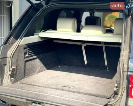 Чорний Ленд Ровер Рендж Ровер, об'ємом двигуна 5 л та пробігом 292 тис. км за 23500 $, фото 14 на Automoto.ua