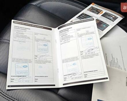 Черный Ленд Ровер Рендж Ровер, объемом двигателя 5 л и пробегом 137 тыс. км за 32000 $, фото 27 на Automoto.ua