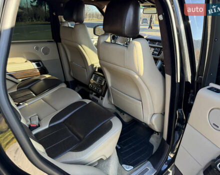 Черный Ленд Ровер Рендж Ровер, объемом двигателя 2.99 л и пробегом 225 тыс. км за 30000 $, фото 4 на Automoto.ua