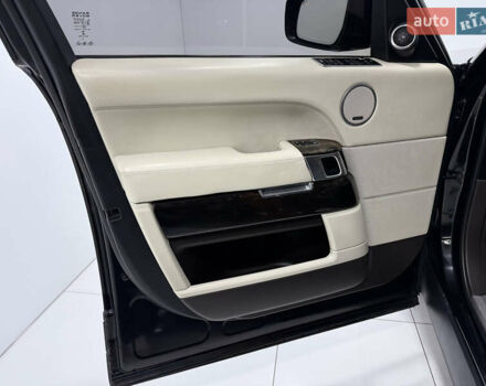 Чорний Ленд Ровер Рендж Ровер, об'ємом двигуна 4.37 л та пробігом 216 тис. км за 27500 $, фото 17 на Automoto.ua