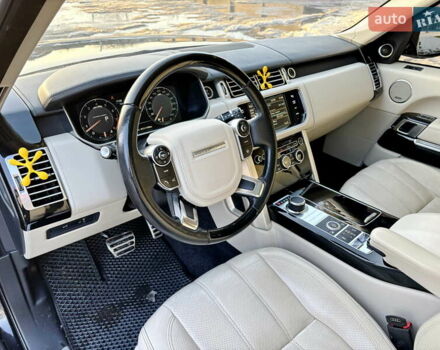 Чорний Ленд Ровер Рендж Ровер, об'ємом двигуна 5 л та пробігом 206 тис. км за 27800 $, фото 13 на Automoto.ua