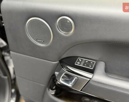 Черный Ленд Ровер Рендж Ровер, объемом двигателя 5 л и пробегом 150 тыс. км за 39800 $, фото 17 на Automoto.ua