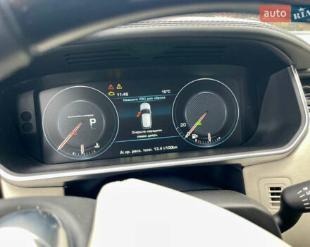 Чорний Ленд Ровер Рендж Ровер, об'ємом двигуна 5 л та пробігом 93 тис. км за 40000 $, фото 52 на Automoto.ua