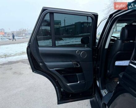 Черный Ленд Ровер Рендж Ровер, объемом двигателя 4.37 л и пробегом 207 тыс. км за 31500 $, фото 49 на Automoto.ua