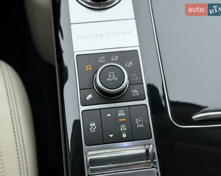 Чорний Ленд Ровер Рендж Ровер, об'ємом двигуна 5 л та пробігом 120 тис. км за 36500 $, фото 38 на Automoto.ua