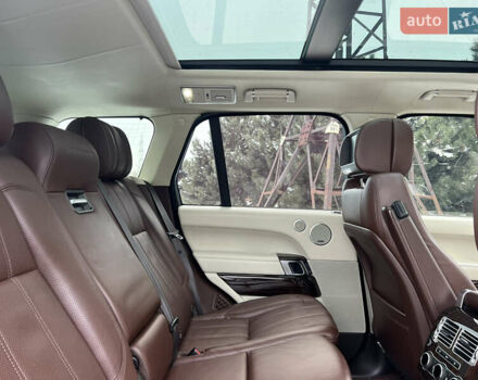 Чорний Ленд Ровер Рендж Ровер, об'ємом двигуна 5 л та пробігом 139 тис. км за 25900 $, фото 29 на Automoto.ua