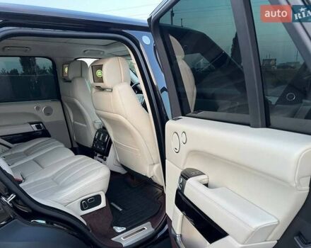 Чорний Ленд Ровер Рендж Ровер, об'ємом двигуна 5 л та пробігом 248 тис. км за 35000 $, фото 28 на Automoto.ua