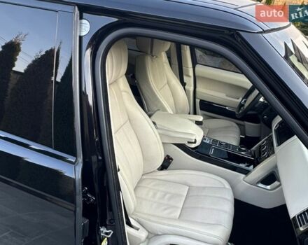 Чорний Ленд Ровер Рендж Ровер, об'ємом двигуна 5 л та пробігом 207 тис. км за 25900 $, фото 21 на Automoto.ua