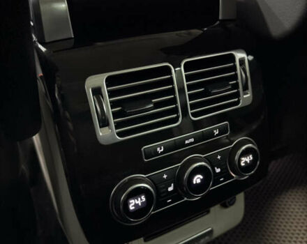 Чорний Ленд Ровер Рендж Ровер, об'ємом двигуна 4.37 л та пробігом 216 тис. км за 27500 $, фото 38 на Automoto.ua