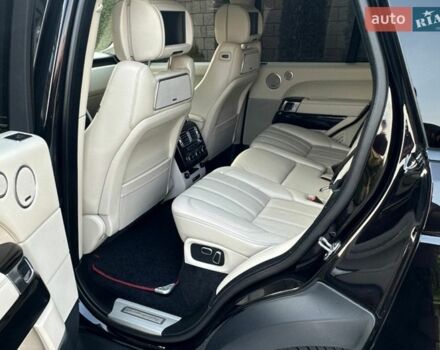 Чорний Ленд Ровер Рендж Ровер, об'ємом двигуна 5 л та пробігом 207 тис. км за 25900 $, фото 24 на Automoto.ua