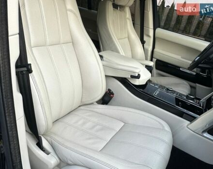 Чорний Ленд Ровер Рендж Ровер, об'ємом двигуна 5 л та пробігом 207 тис. км за 25900 $, фото 15 на Automoto.ua