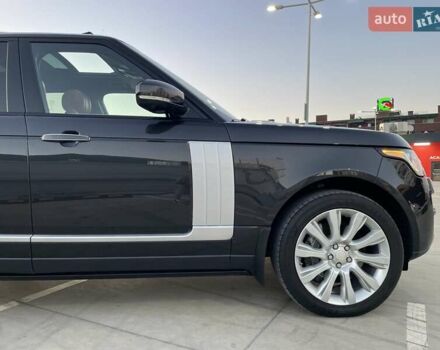 Чорний Ленд Ровер Рендж Ровер, об'ємом двигуна 5 л та пробігом 125 тис. км за 41000 $, фото 47 на Automoto.ua