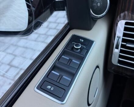 Чорний Ленд Ровер Рендж Ровер, об'ємом двигуна 4.37 л та пробігом 98 тис. км за 44900 $, фото 33 на Automoto.ua