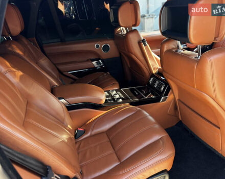 Ленд Ровер Рендж Ровер 2014 у Житомирі на Automoto.ua Чорний Ленд Ровер Рендж Ровер, об'ємом двигуна 5 л та пробігом 144 тис. км за 38999 $, фото 64 на Automoto.ua